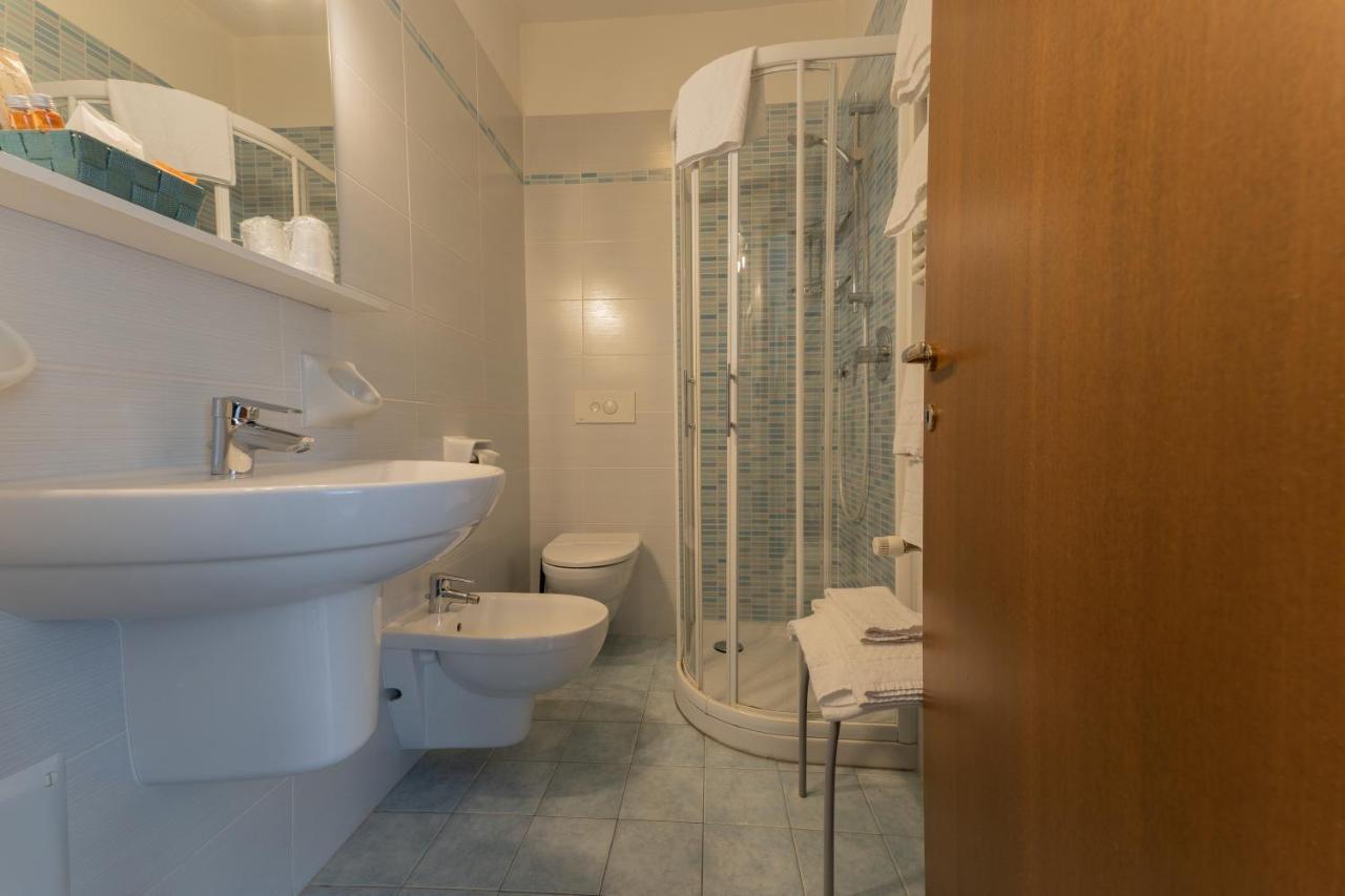 Hotel Benaco Mavras Peschiera del Garda Zewnętrze zdjęcie