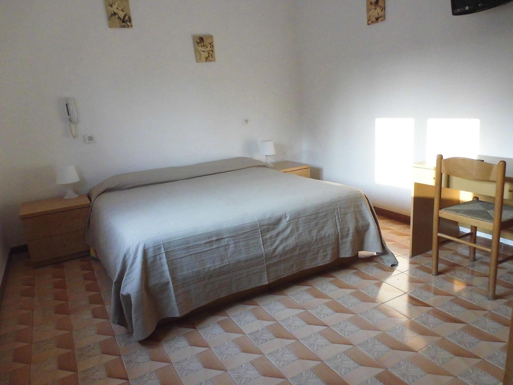 Hotel Benaco Mavras Peschiera del Garda Zewnętrze zdjęcie